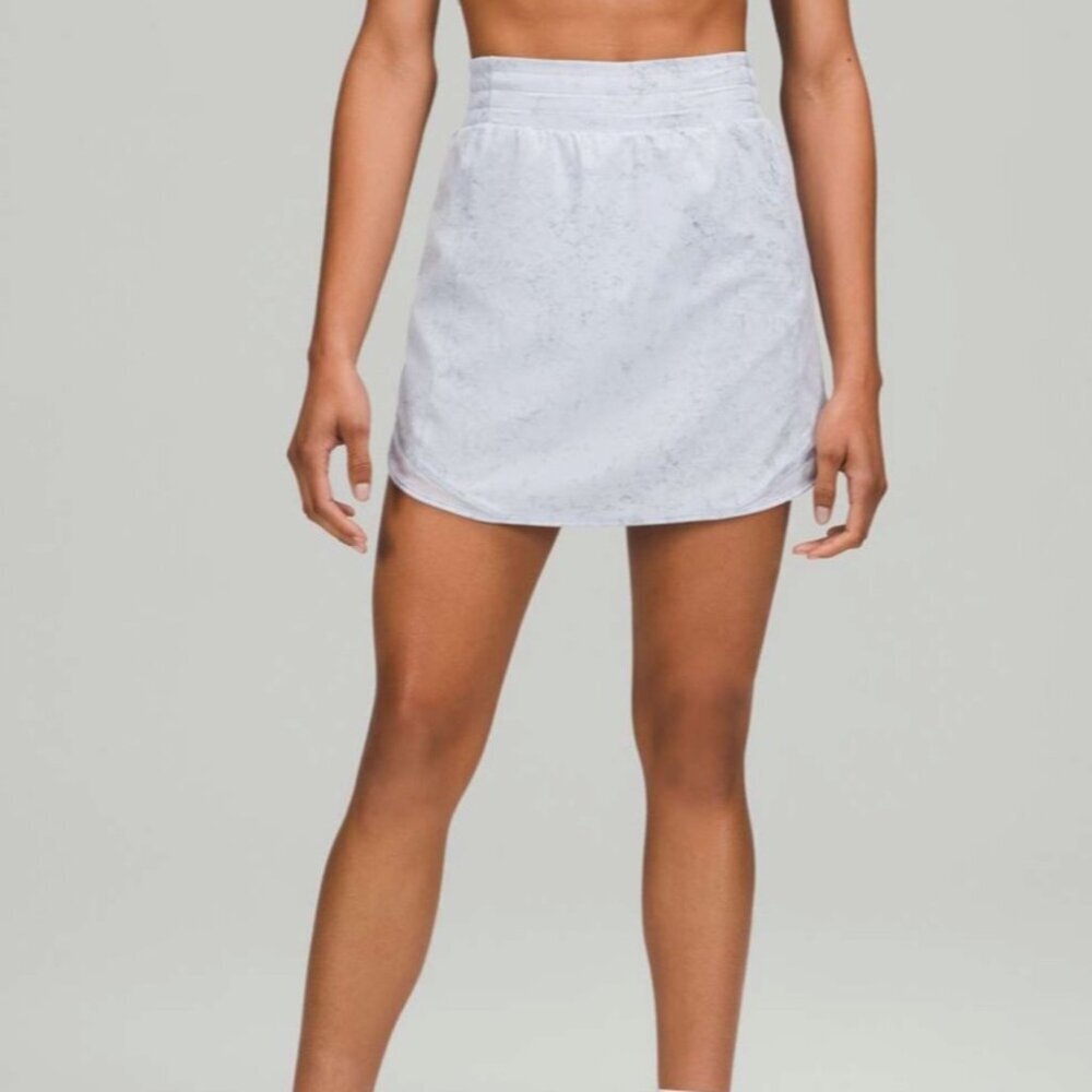 Lululemon Hotty Hot High-Rise Skirt *Long Gravel Dust Pastel Blue Multi